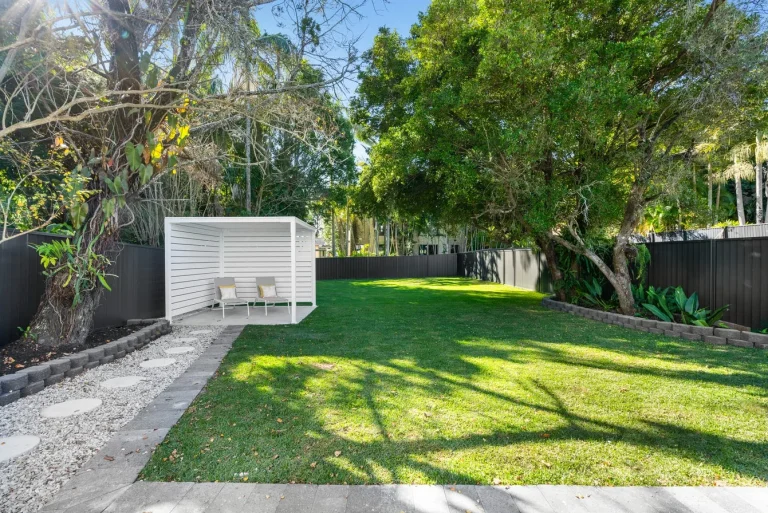 Pergola Avalon Full Privacy with slats